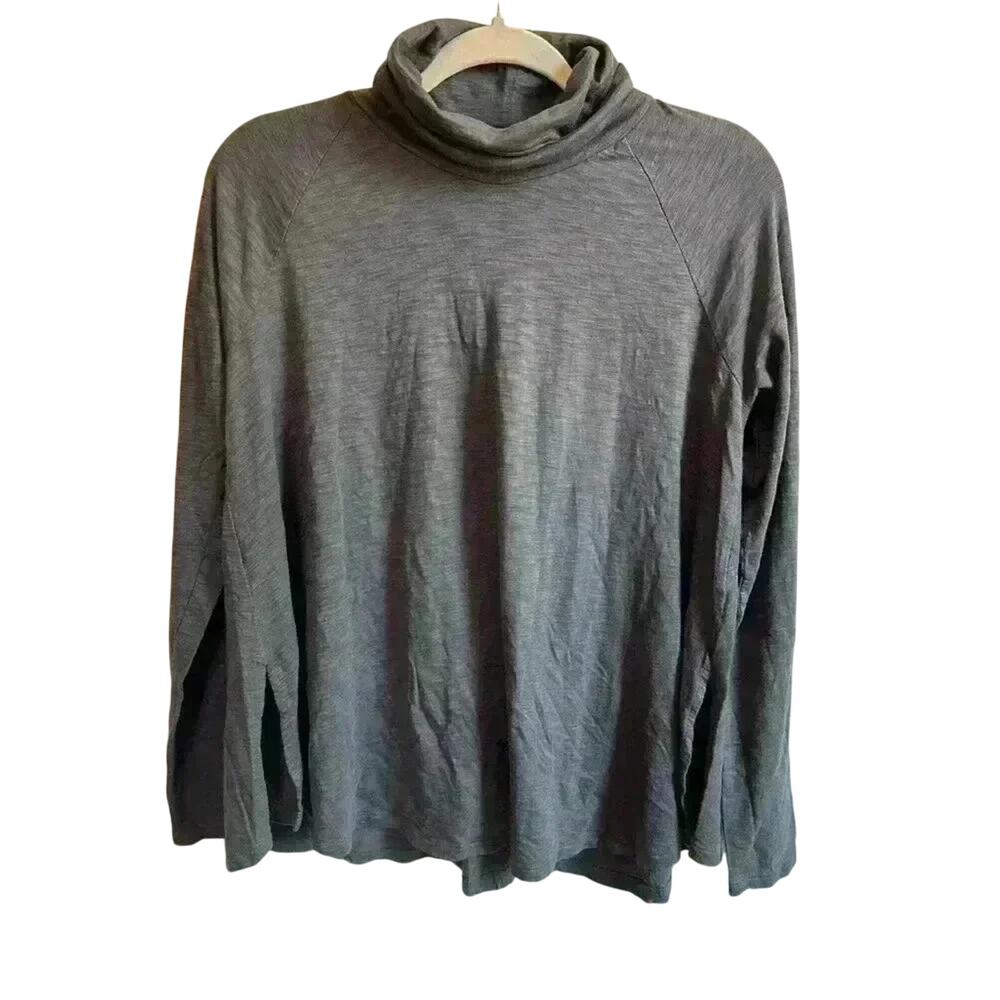 Lilla P Gray Turtleneck Pullover Medium